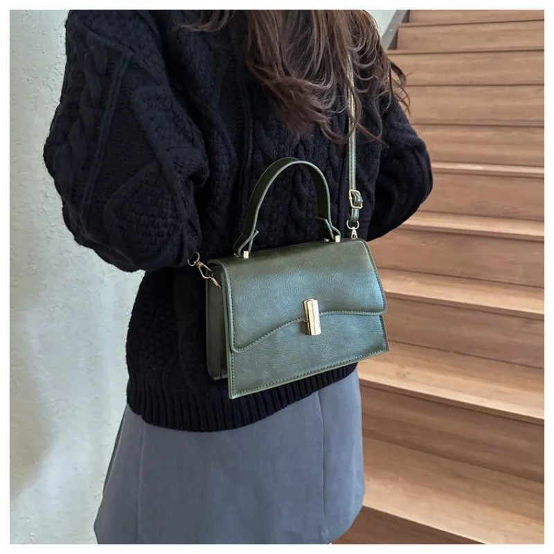 

Simple Stylish Commuting Small Square Crossbody Bag New Winter High-end Women's Shoulder Bag Luxury Brand Female Crossbody Bag