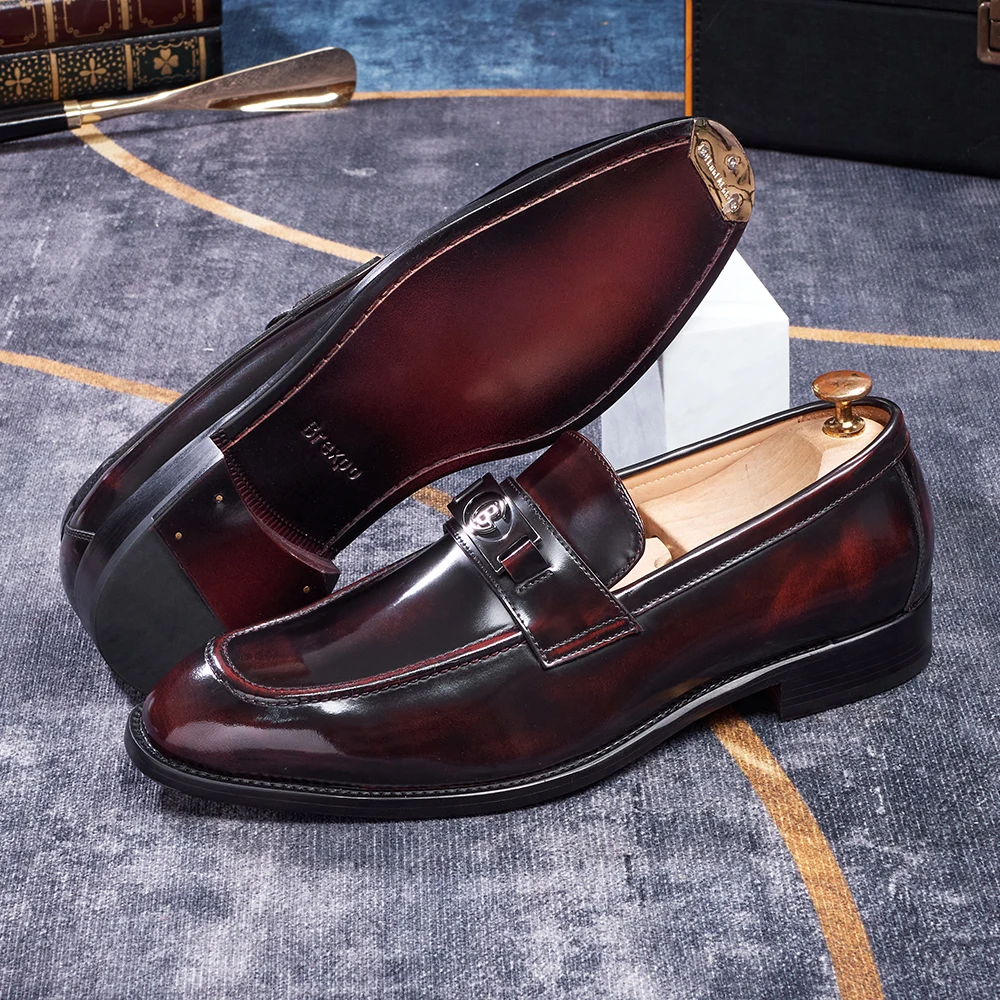 New Fashion Brown Men's Social Shoe Casual Glitter Leather Loafers Shoes for Men Slip-on Pointed Toe Dress Shoes Men Footwear