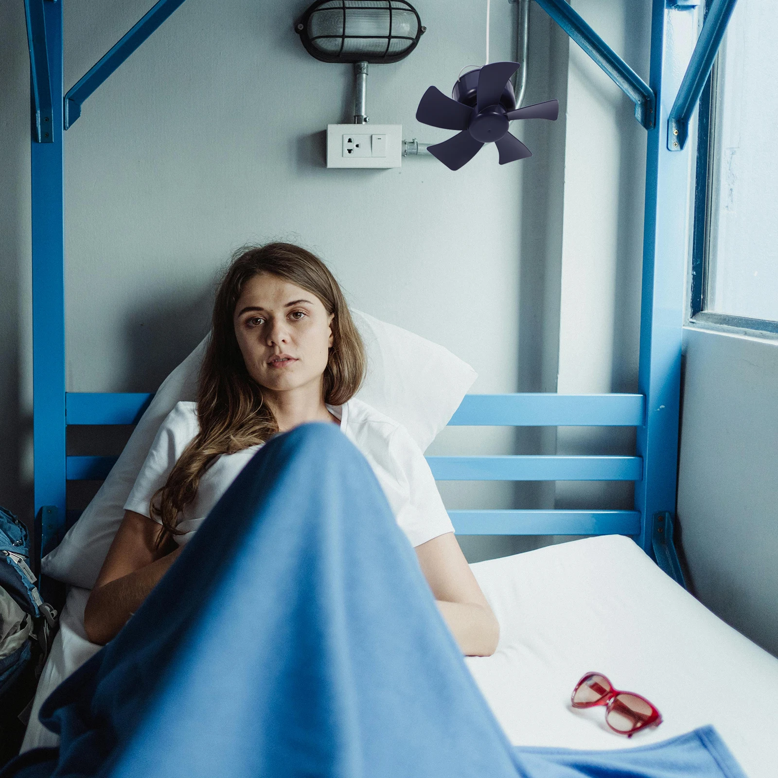 

USB Compact Dorm Ceiling Fan Silent Mini Hanging Fan Timer Function for Sleeping Bedroom Travel Bedside Cooling