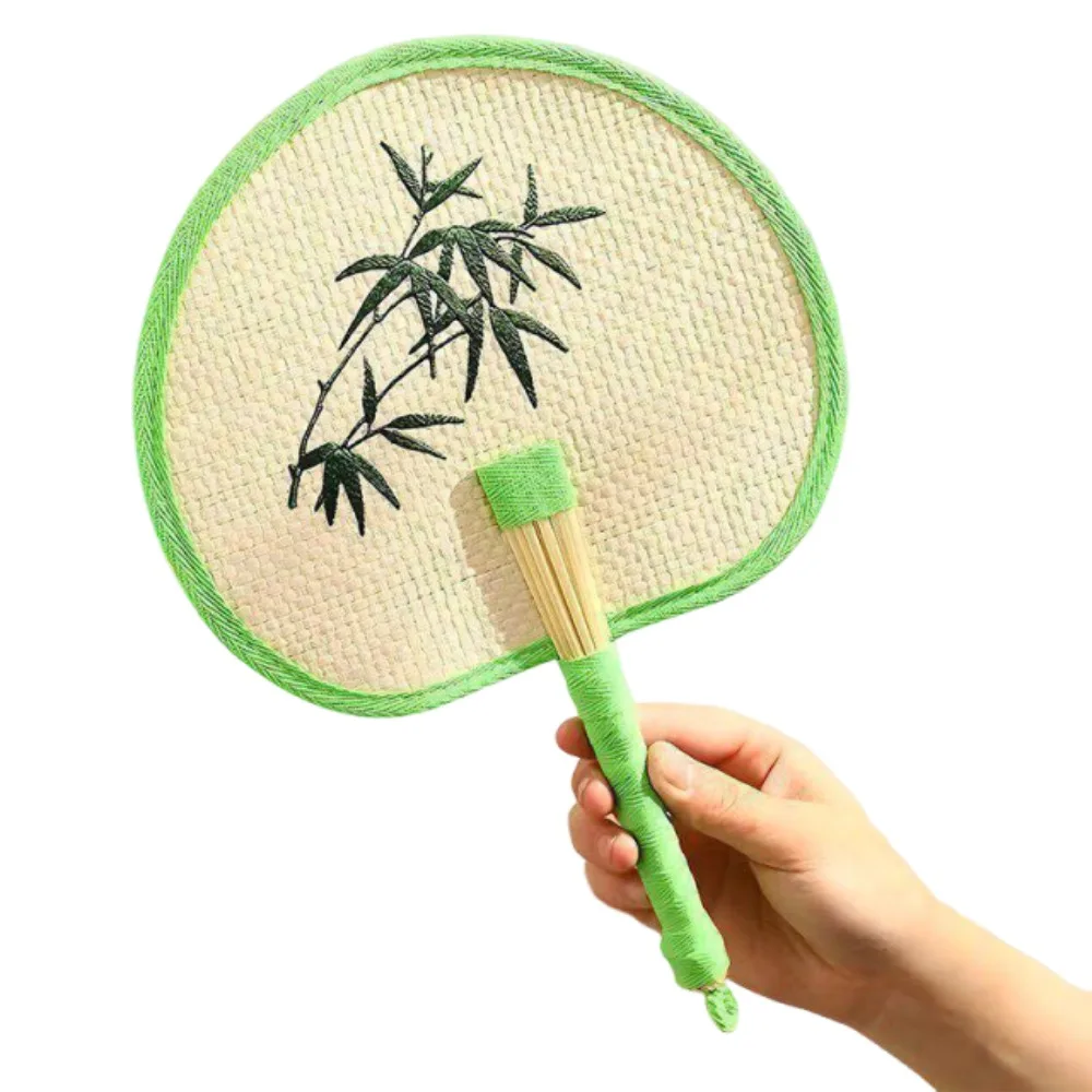 Chinese Style Hand-Woven Fan Portable Eco-Friendly Decorative Handheld Fans Retro Lightweight Hand Braided Fan Photo Prop