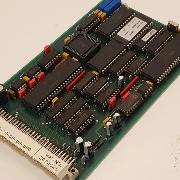 

Совершенно оригинальная новая серия Lpm02 677.21-10-50-00-000 Новый Plc Совершенно новый оригинальный запас