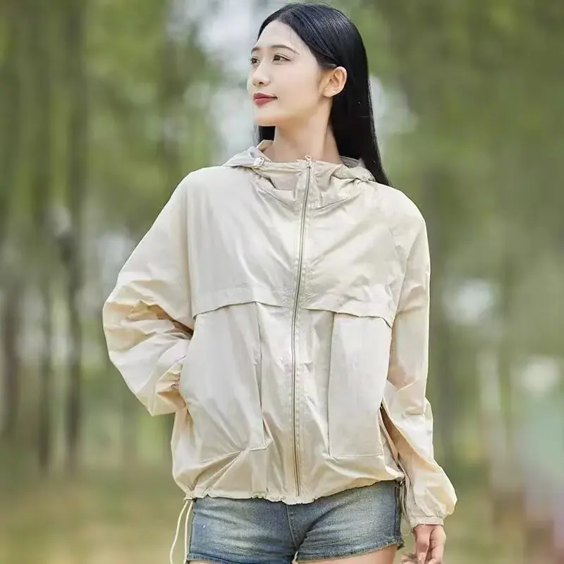 2026 Summer Short Sunscreen Coat Solid Color Women's Outdoor Sports Breathable Loose Skin Clothes Sunscreen Clothes
