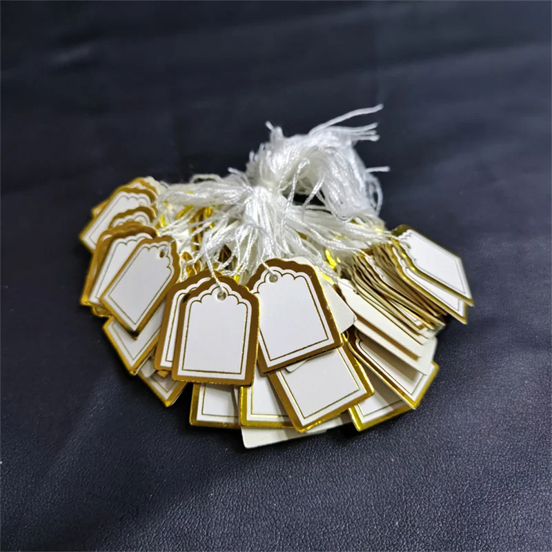 100 قطعة/الوحدة علامات أسعار المجوهرات تسميات مكتوبة بخط اليد مع سلسلة ورق ملون ذهبي/فضي للملحقات والأدوات