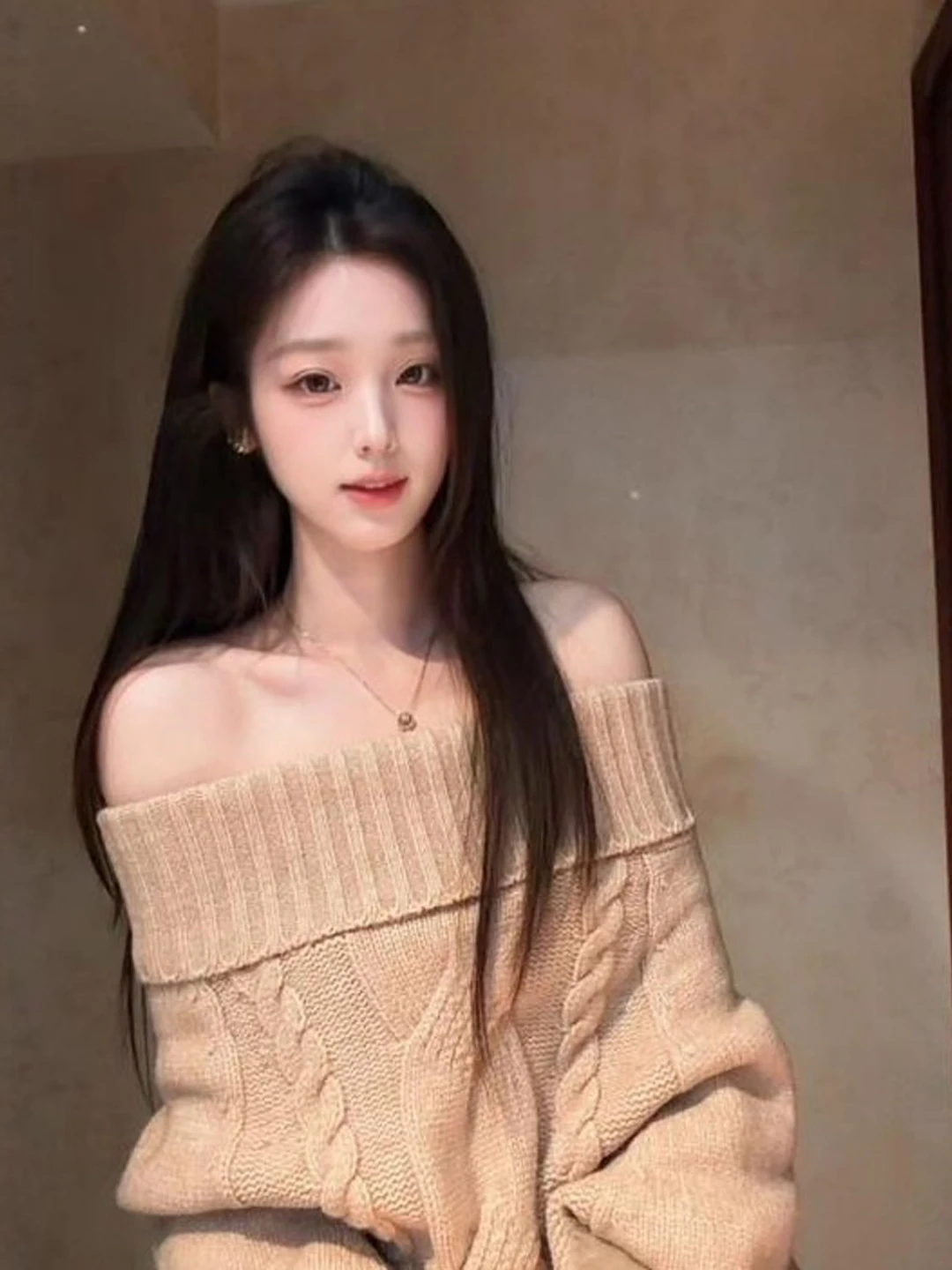 

Вязаный свитер на одно плечо в стиле ретро, свободного кроя, маленький размер, молодежный, уникальный, весенний, модный, женский