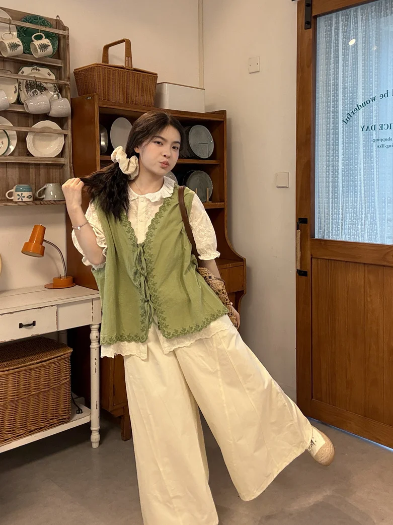 

Новый комплект Kumikumi: Женская рубашка с кружевной вышивкой и 3D цветами, повседневные свободные брюки, весенний модный костюм из двух предметов