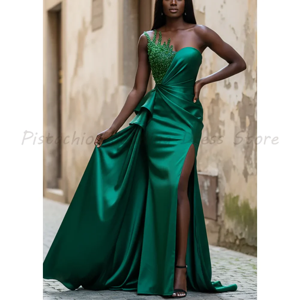 

Emerald Green One-Shoulder Evening Gown with Beaded Bodice & Satin High Slit Mermaid Skirt Formal Maxi Dress