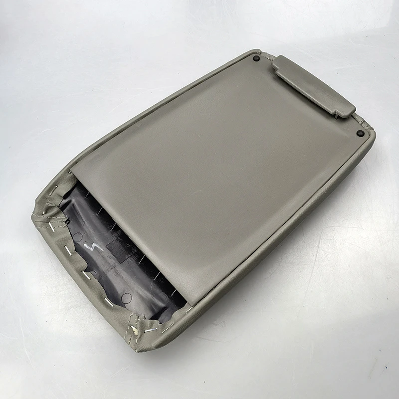 

4F0864245B ящик для хранения в центральном подлокотнике, верхняя крышка для Audi A6L C6 2005-2011 4F0 864 245 B серый