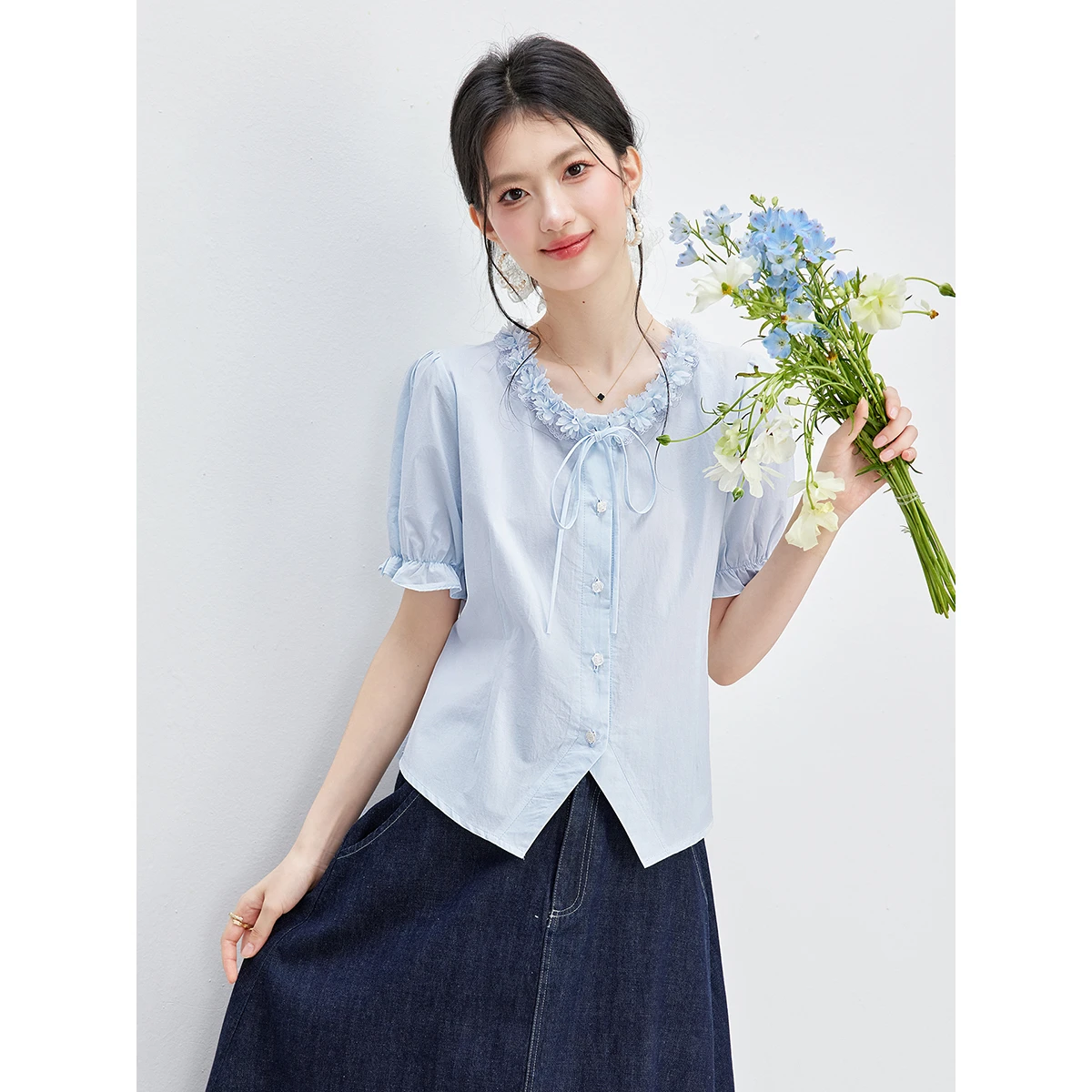 VIMLY Elegant Blue Lace Trim Tie Neck Cotton Shirt Women 2026 Summer New Rose Button Casual Puff Short Sleeve Blouse 31209 view 4