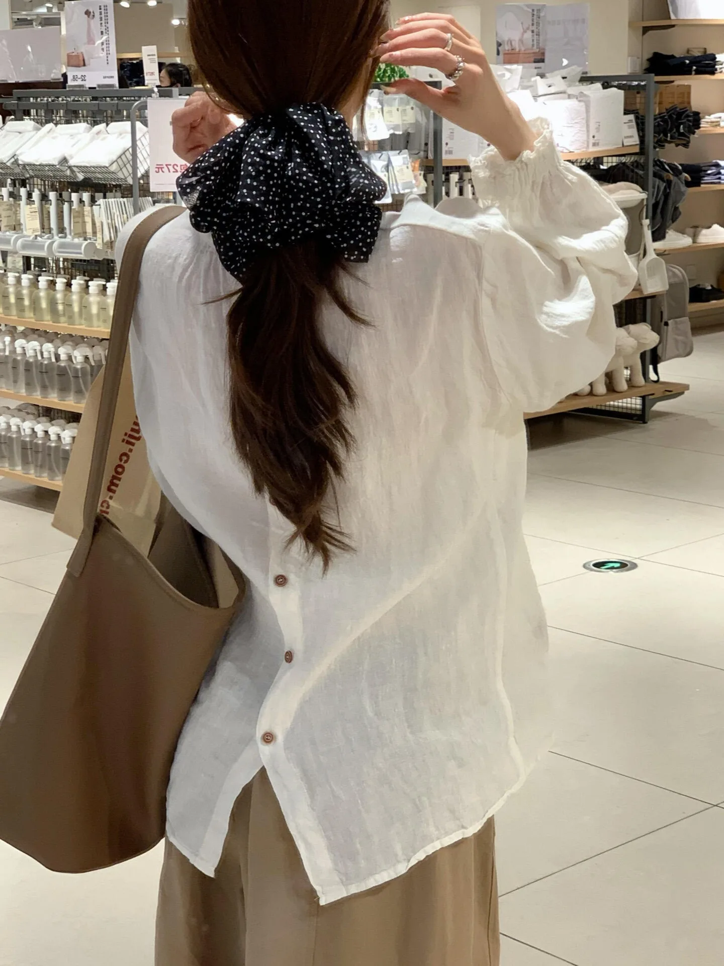 

Белая льняная рубашка-трансформер с круглым вырезом и длинными рукавами, женская, весенняя новинка, свободная, тонкая, солнцезащитная, во французском стиле