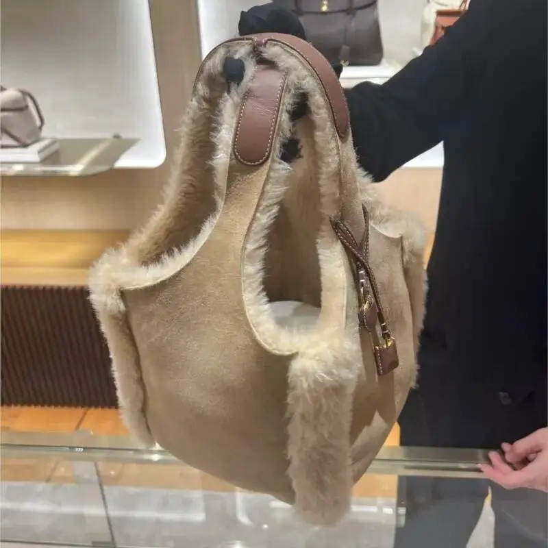 Bloom Vintage Khaki Plush Bucket Women Matte Large Capacity Shoulder Bags Ladies Fashion Casual Versatile Handbag 2025