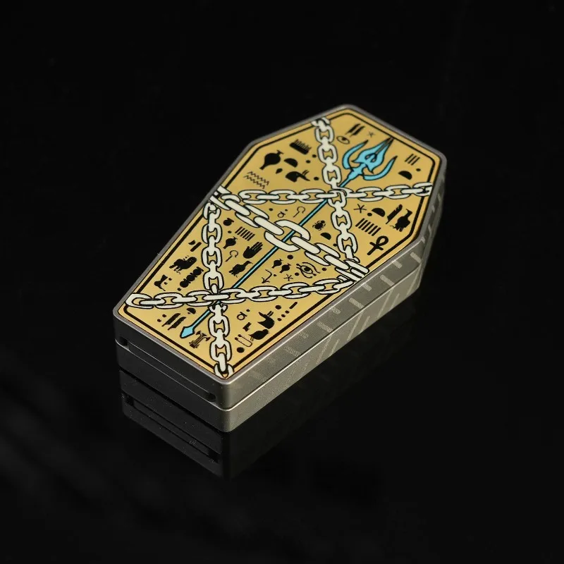 FBAEDC أنوبيس الشوكة الرنانة الميكانيكية سبائك التيتانيوم الإصبع دفع بطاقة الضغط لعبة سطح المكتب