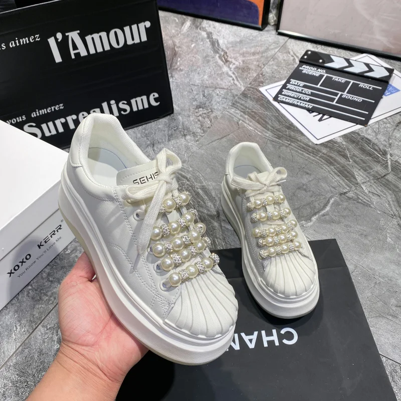 2023 Spring Women Casual Shoes Lady\'s Board Light Sports Shoes Genuine Leather Tennis Sneaker Soft White Male Flat Thick Hole