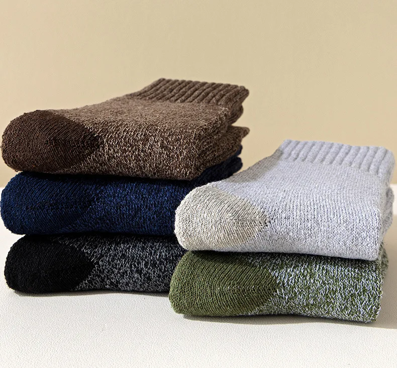 5 Pairs Merino Wool Socks For Men, Super Thick Hiking Socks Thermal Socks For Cold Weather