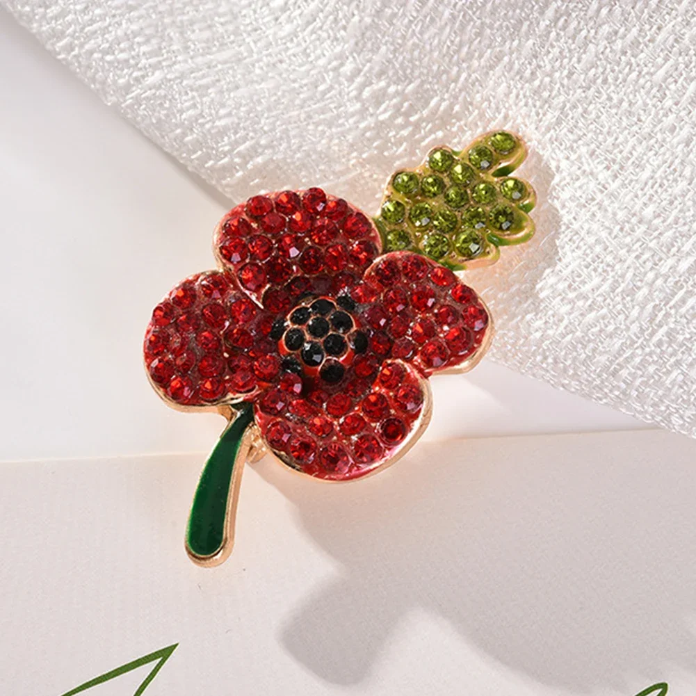 Red/Purple Poppy Flower Lapel Brooch Metal Enamel Pin Souvenir Pin Fashion Safflower Brooches for Commemorate Clothing Dress