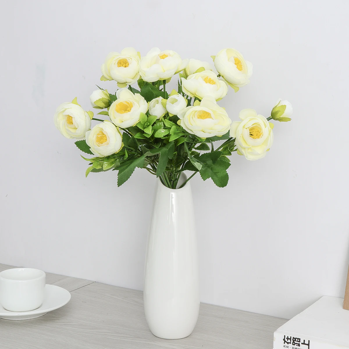 

2Pcs Simulated Camellia Flowers Decoration Artificial Blooms for Home Party Wedding Office Desk Garden Indoor Outdoor Use White