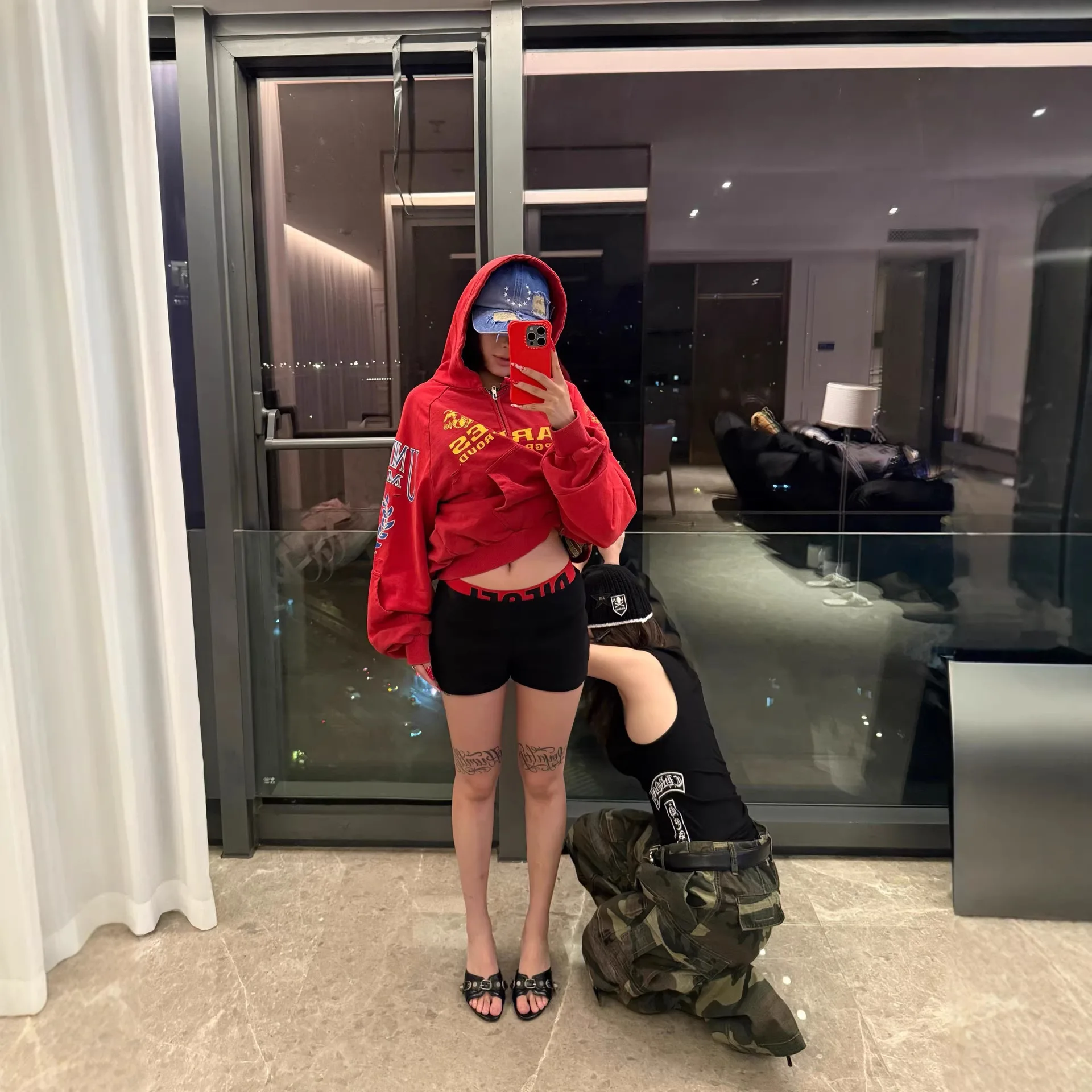 

Grailz Washed-Plaid Dissected Letterprint Hole Washed Zipper Hooded Sweatshirt for Men and Women Project G/R