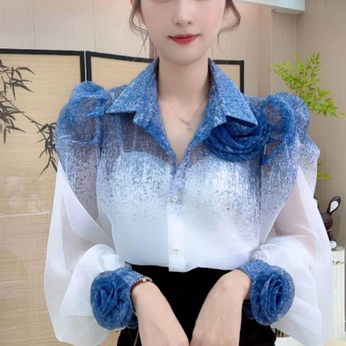 Blue Gradient Shirt Women's Luxury Anti-Aging Fashionable Floral Embellished Commute Style Long Sleeve Casual Business Top