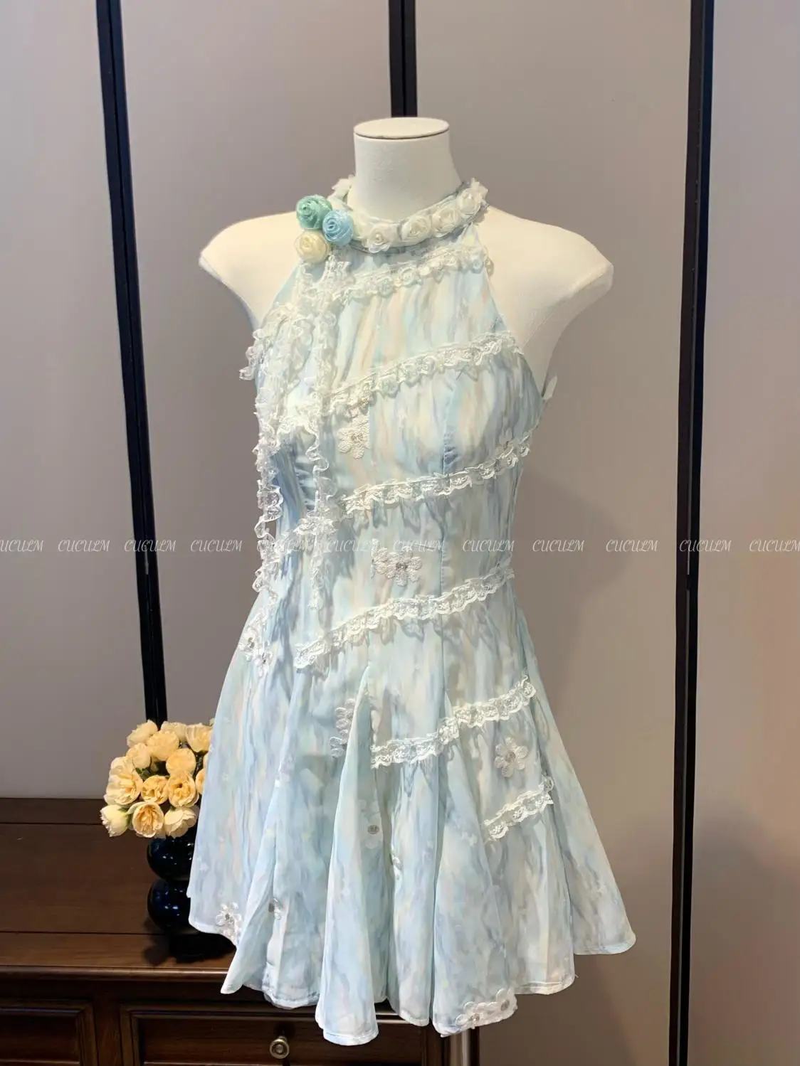 

Korean Sweet Age-reducing Short Skirt Sweet Spicy Waist-hugging Trendy Lace Spliced printed Neck Sleeveless Dress Women Chic