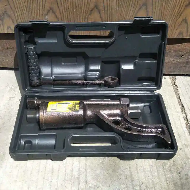 Large Truck Tire Unloading Labor-saving Wrench Heavy-duty Slowdown Manual Board Hand Tire Change And Removal Cranking Sleeve