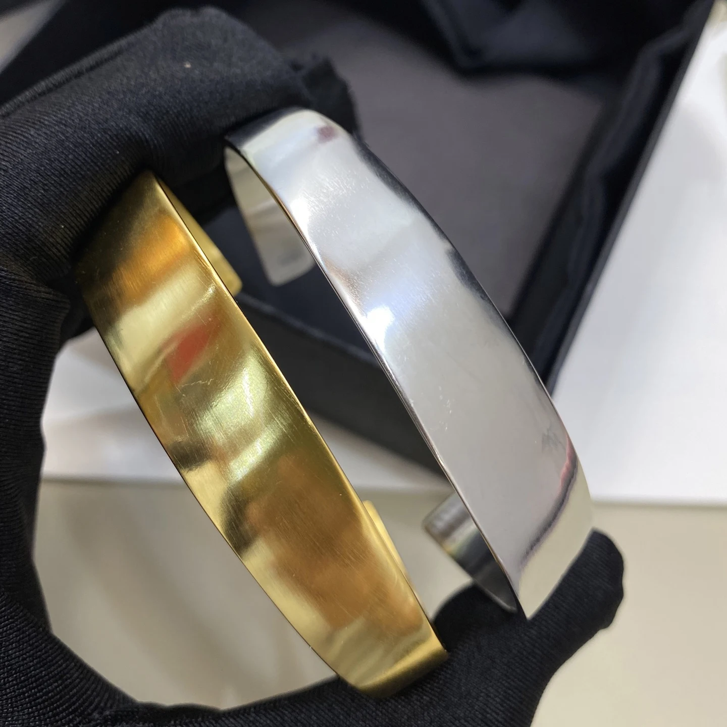 

Famous Designer Brand Gold Silver Minimalist Bracelet Woman Europe America Luxury Jewelry Trend