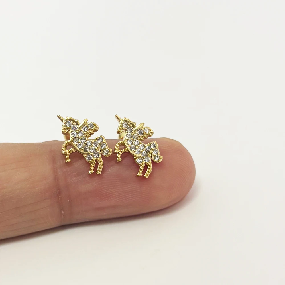 Cute Shiny Zircon Pave Unicorn Shape Stud Earring for Women Gold Color Steel Screw Helix Bar Ear Cartilage Piercing Cuff Jewelry