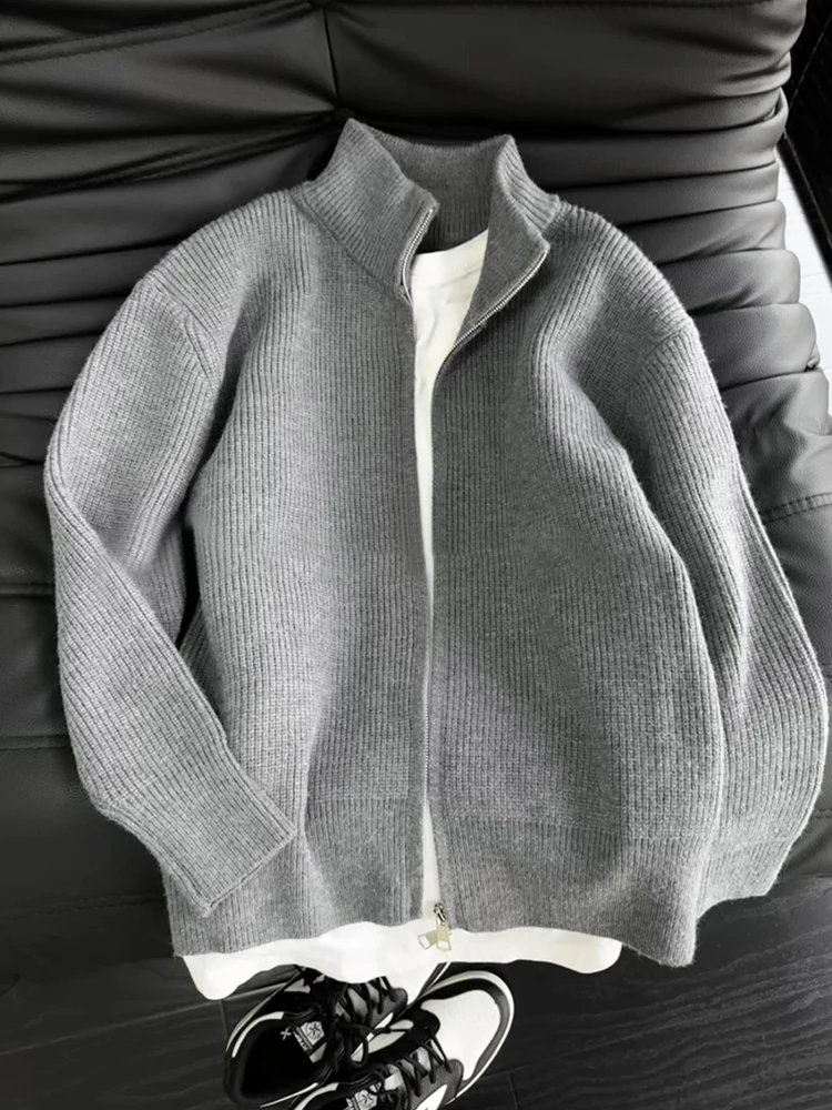 

Мужской серый кардиган в американском ретро-стиле, на раннюю осень, с воротником-стойкой, в непринужденном стиле, стильная куртка, повседневная вязаная одежда