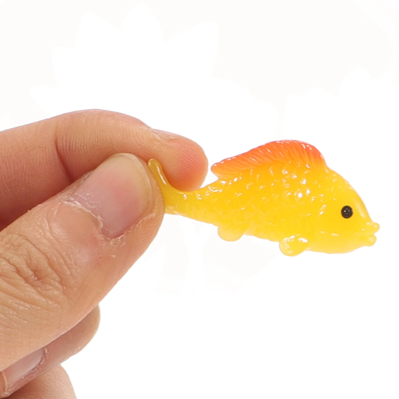 

30Pcs Mini Goldfish Decorations Resin Micro Landscape Fish for Aquarium Terrarium Setup Lovely Underwater Ornament Craft Supply
