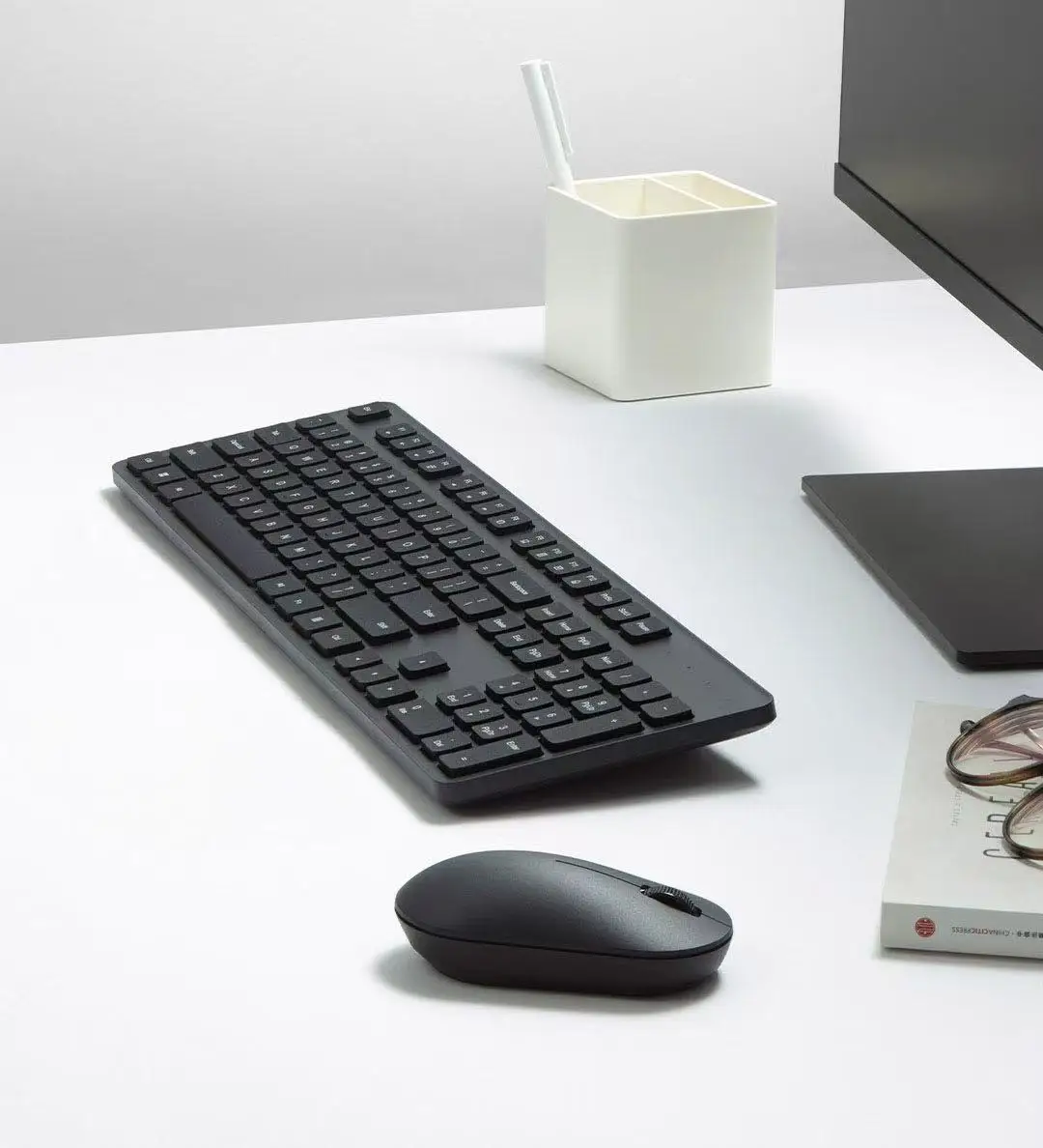 Xiaomi Keyboard and Mouse Set 2 2.4G Wireless Keyboard and Mouse Set Office Slim Keyboard 104Keys Smart Energy-saving Sleep Mode