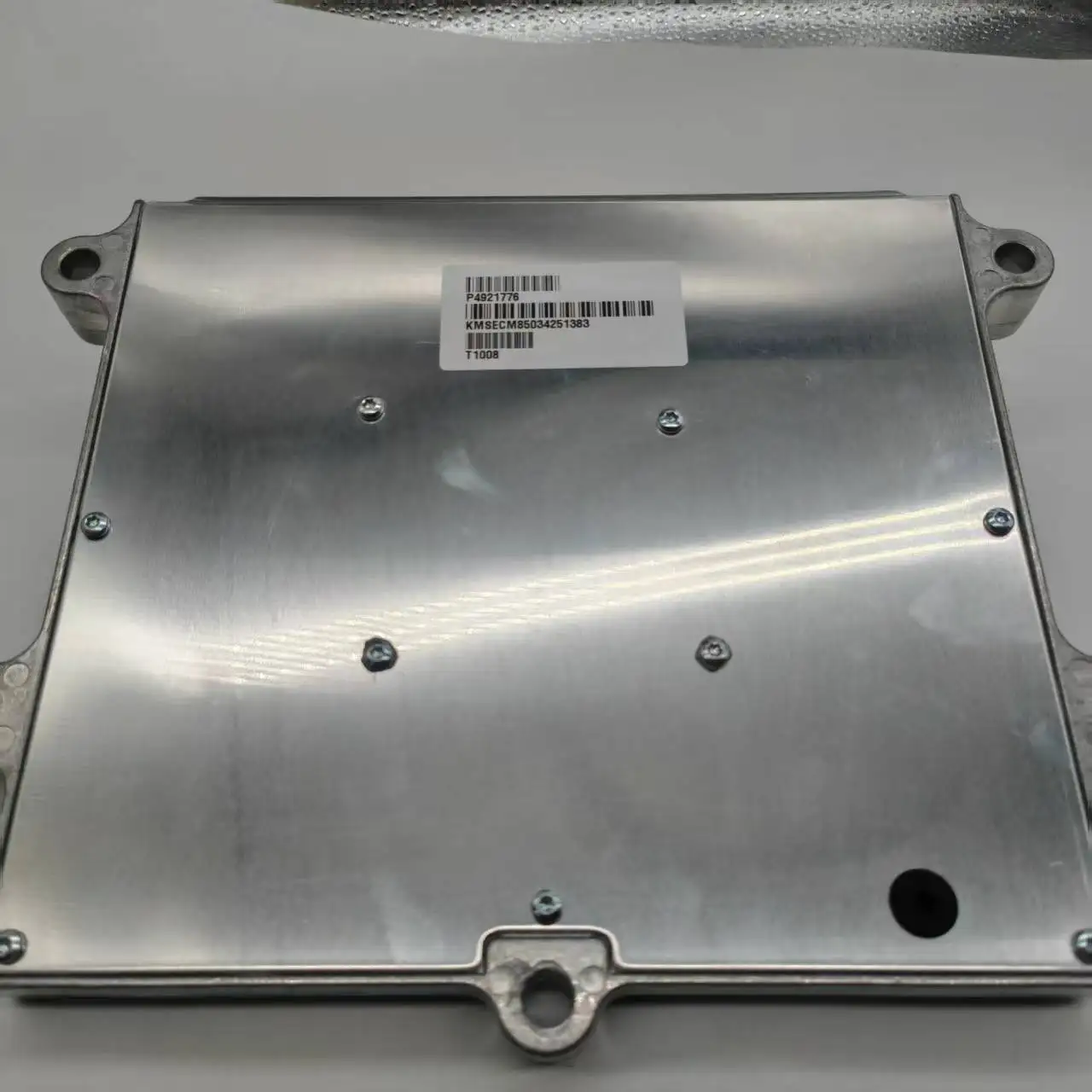 

Высококачественный новый модуль ECM, электронное управление CM850 4921776 600-467-1100 для PC200-8 PC300-8 Cummins QSB6.7 QSB4.5