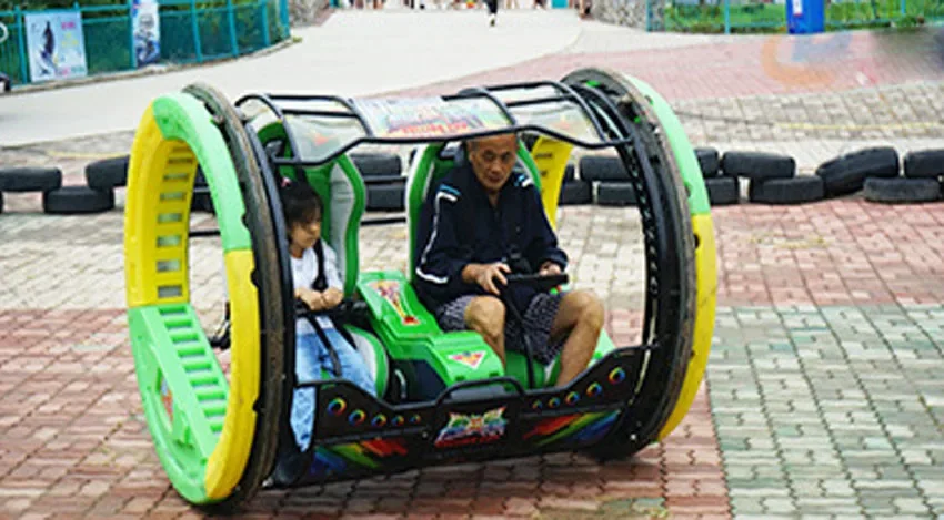 Installations extérieures de parc d'attractions roulement de contrôle de rotation de 180 degrés