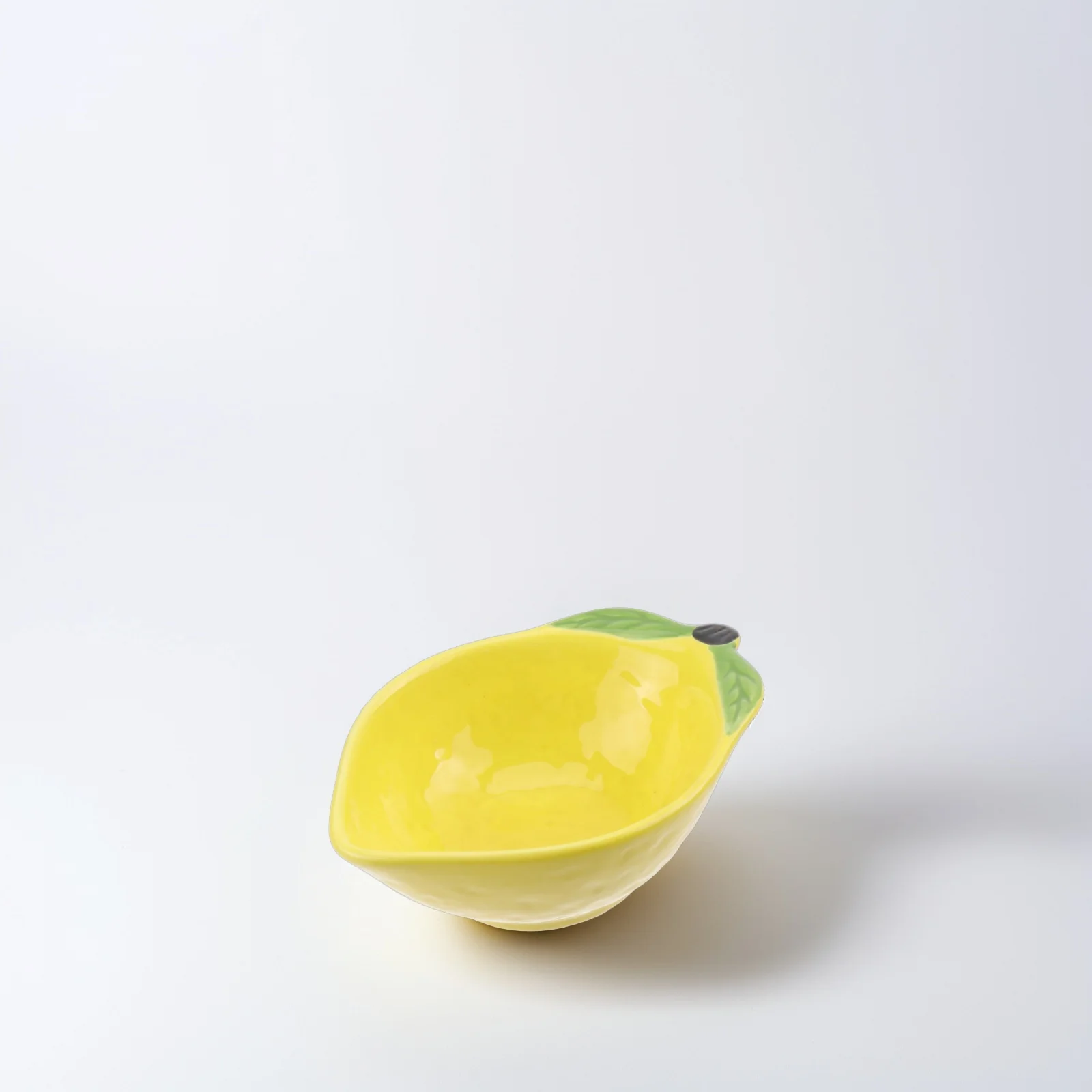 

2Pcs Lemon Shaped Ceramic Serving Saucer Kitchen Gadget for Fruit Salad Dessert Multi-Function Kitchen Accessory