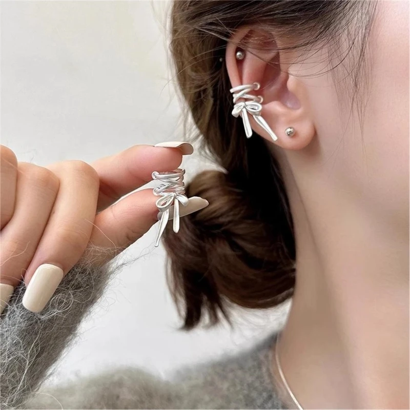 Fashion Ribbon Tie Bowknot Ear Clip Nonpiercing Earrings Delicate Sweet Lace Up Bow Ear Cuff Earrings for Women Girl Ear Jewelry