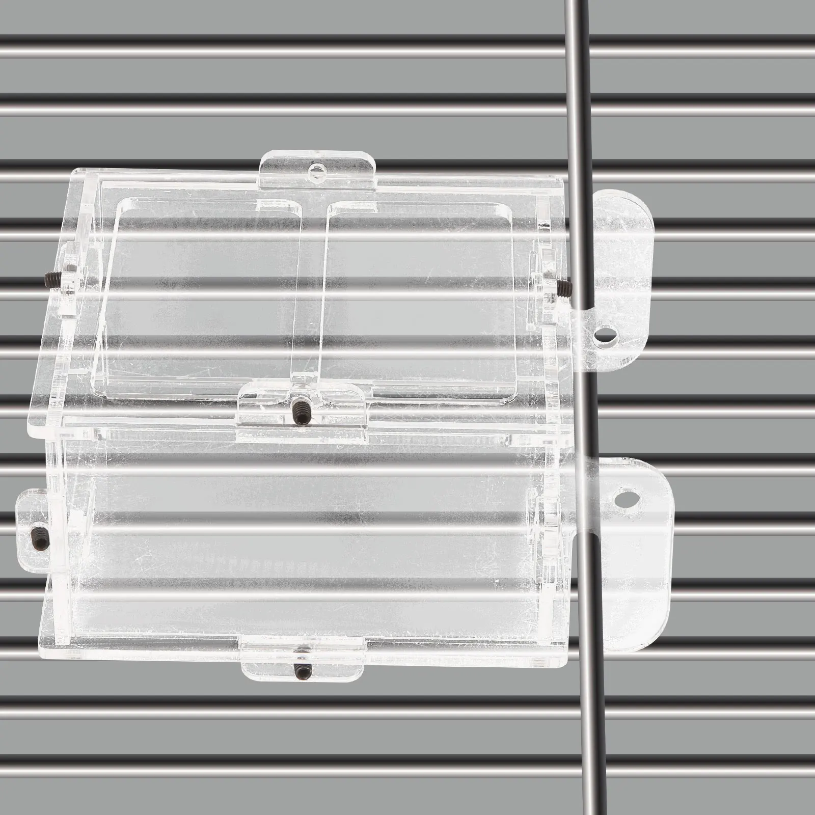 

Splash Proof Bird Feeder Acrylic Food Container Cage Supplies Large Capacity Smooth Pet Feeder Container Parrot Food Holder