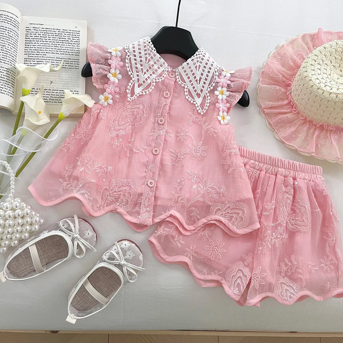 2025 Girl Suit, Foreign Style Fashionable Three-dimensional Embroidery Flower Small Flying Sleeve Top and Shorts Two-piece Set