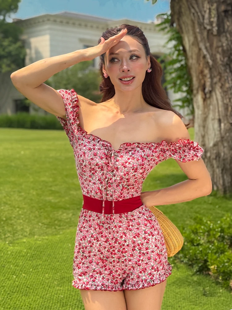 

Le Palais Vintage Original Retro Sweet Girl Red Floral Print oulder Bared Slimming Onesie orts High Waist Wide Leg Commut...