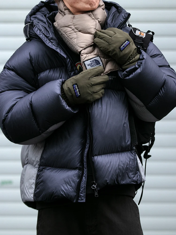 Piumino imbottito con cappuccio color block unisex per escursionismo all'aperto Piumino spesso leggero imbottito caldo antivento per coppie alla moda