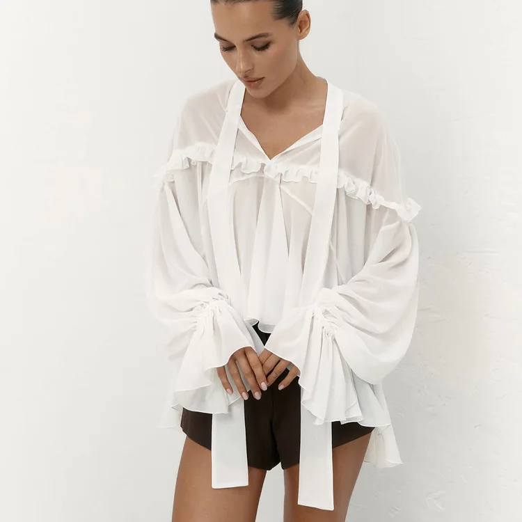 

Faionable White irt Women's Top with Pleated Small Stand Collar Bell Sve Ele Sle Loose Fit Long Sve
