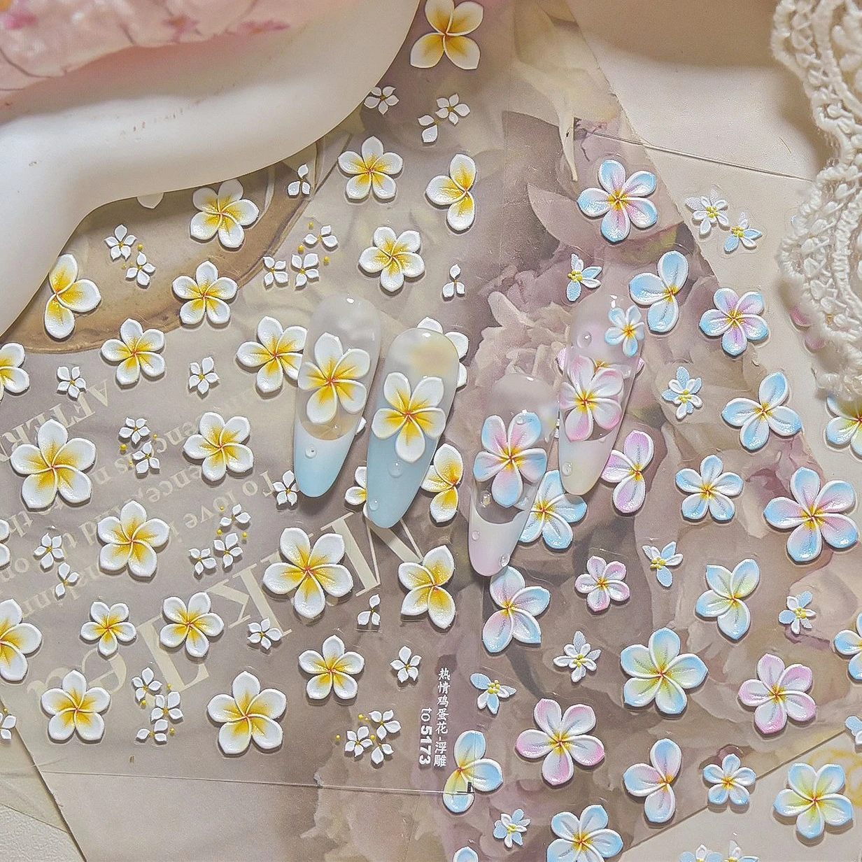 Autocollants de manucure pour Nail Art, dégradé rose jaune bleu blanc, fleurs de Frangipanier en fleurs, pétales colorés, gelée fleur de lys