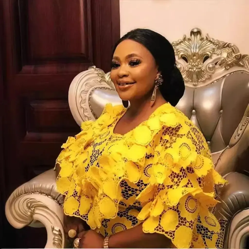 

plus Size Women's Lace Gown Loose Fit round Neck Long Sleeve European American Style Fashion plus Size Dress