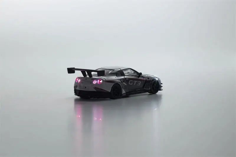 (Pre-Order) Kyosho 1:64 GT-R with LED / MOTN LED BASE SYSTEM Diecast Collector's Vehicle Model Car