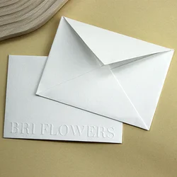 Sobre de papel Kraft blanco personalizado para tarjeta de agradecimiento, embalaje impreso, logotipo en relieve, estampado en caliente, tarjeta de invitación de negocios