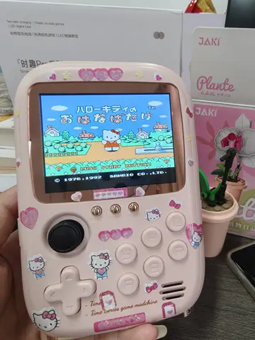 Kitty Mini Power Bank Retro Handheld Game Portable Soft Light Color Screen Ideal Birthday Gift for Girls Toy Hobbies