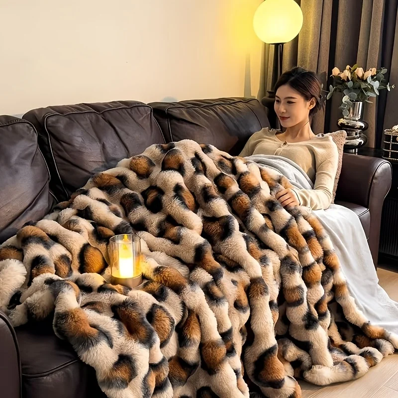 

Leopard Print Plush Blanket Soft and Comfortable Faux Rabbit Plush Warm Blanket Suitable All Seasons Used in Bedroom Sofa Office