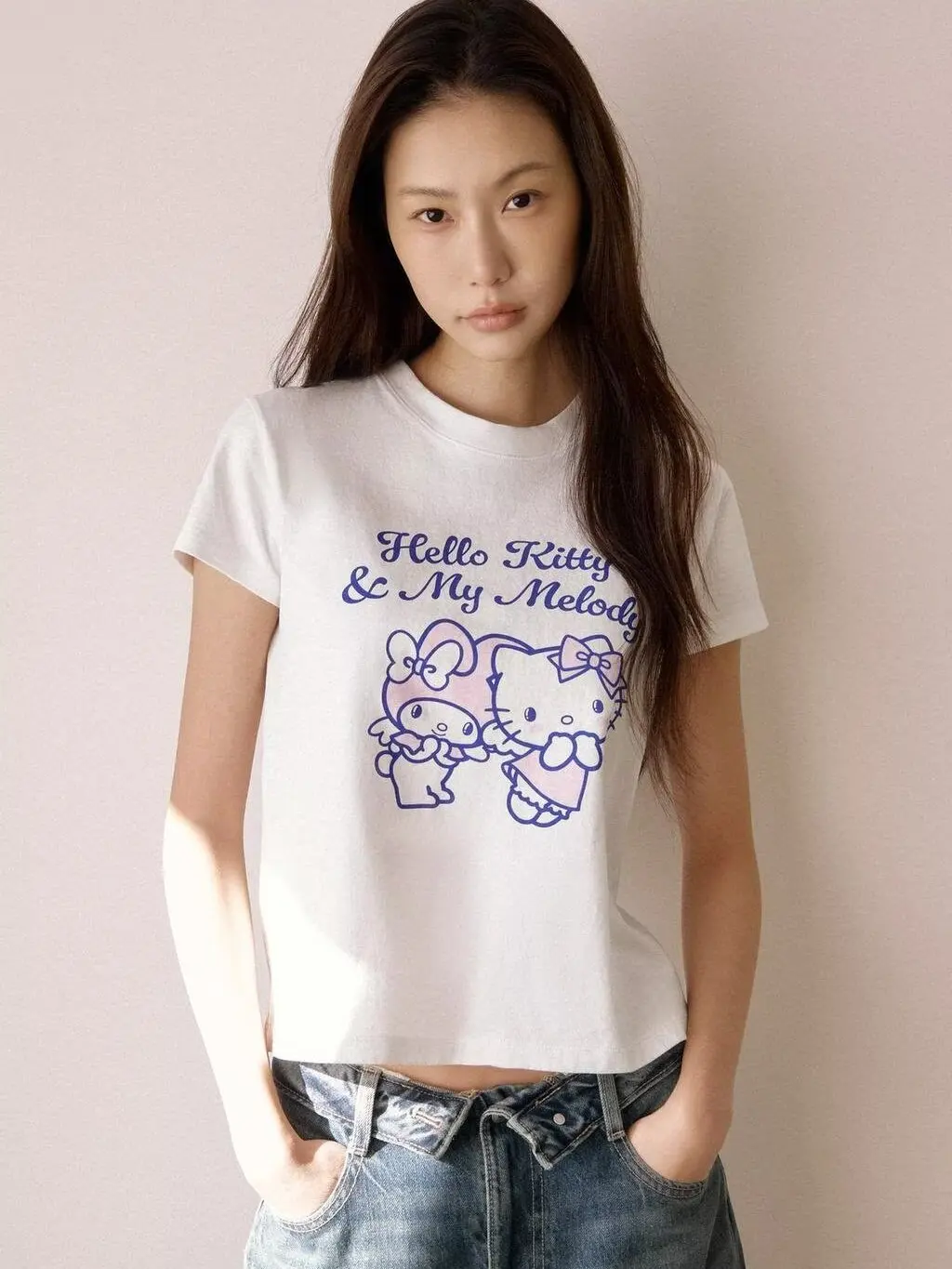 

Милая цветная футболка с буквенным принтом, повседневная универсальная летняя новинка, женская модная футболка в студенческом стиле для молодых девушек