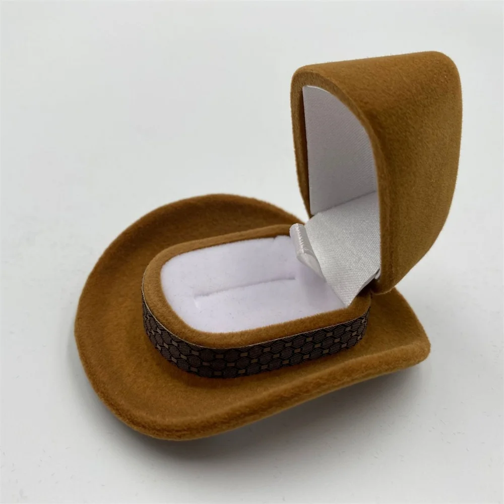 1 Pcs Creative Cowboy Hat Shape Rings Box Velvet Jewelry Display Box Jewelry Packaging Storage Case Wedding Gift Organizer