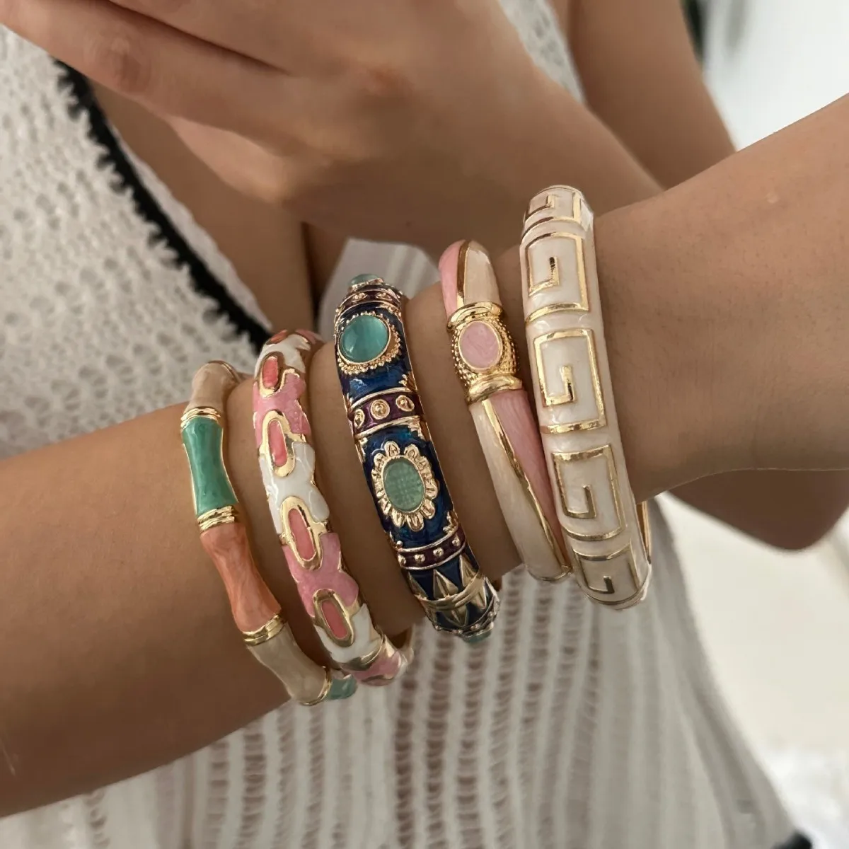 KMVEXO Temperament Enamel Chinese Cloisonne Bracelet Fashion National Style Metal Bangle Vintage Ethnic Women's Bracelet Jewelry