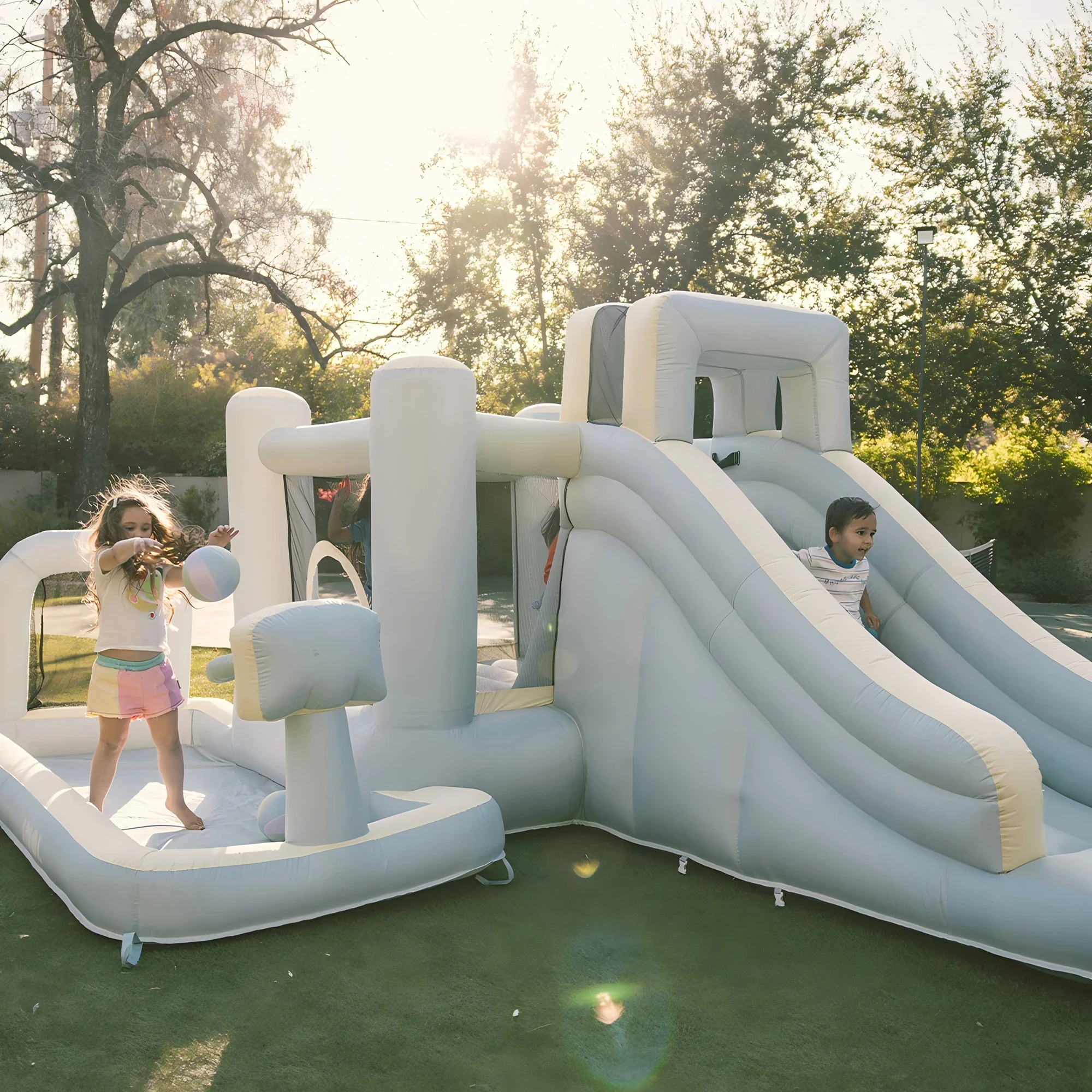 Inflatable Children's Bounce Castle with Slide,Ball Pit and Basketball Hoop,Made of Durable Oxford Cloth,Perfect for Home Family