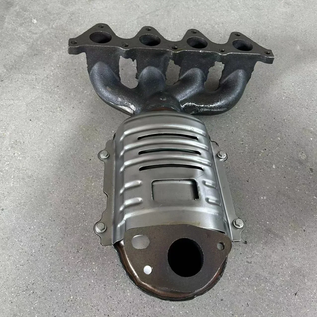 #Car Universal Mini Geely Catalytic Converter For Hyundai Accent Veloster Rio Soul 2006-2011 1.6L KIA CATALYST CONVERTER