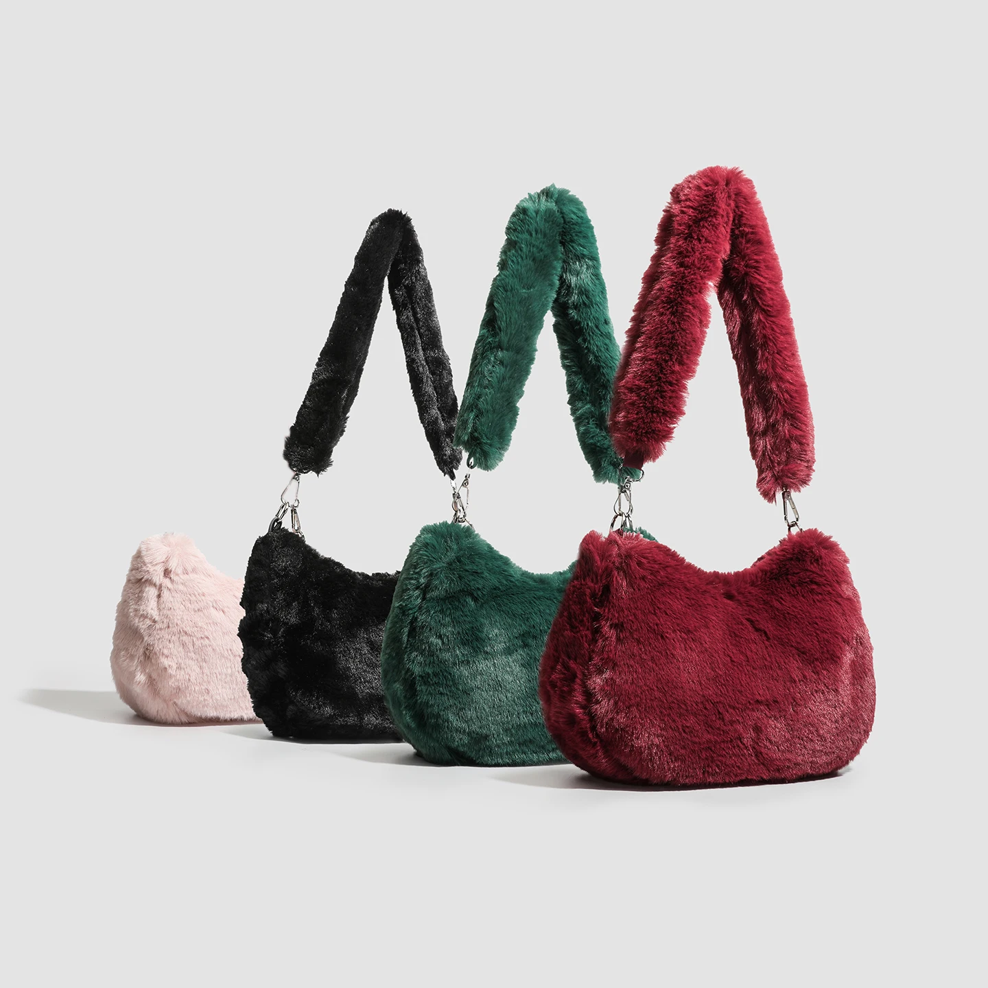 

Fashionable Autumn and Winter New Women's Warm Artificial Plush Soft Chain Handbag Retro Luxurious Design Fluffy Soft Shoulder B