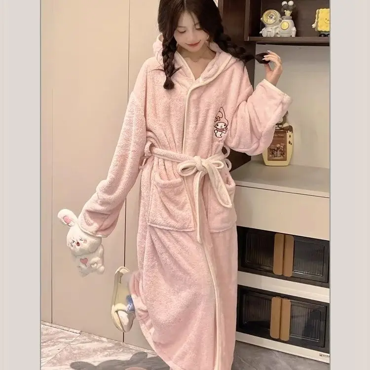 Sanrioed Pajamas Cartoon Kuromi Cinnamoroll Hooded Bathrobe Women My Melody New Cotton Thickened Cute Cartoon Sleeprobe Girls